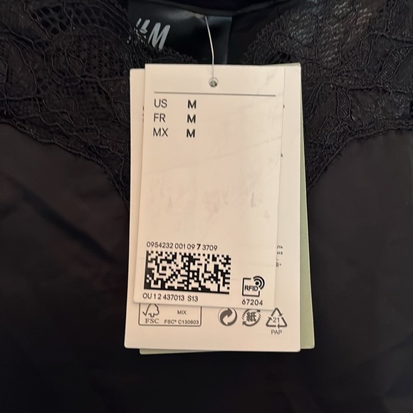 H&M silky sleep set - Picture 3 of 5